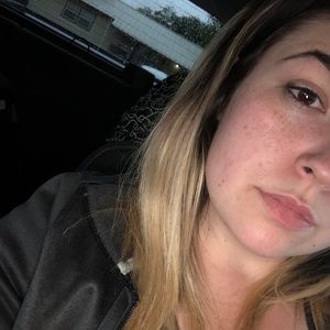 Meet your Posher, Cassandra